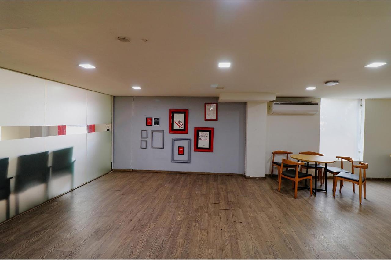 דלהי Fabhotel The Chaitanyas Rohini Sec 18 מראה חיצוני תמונה